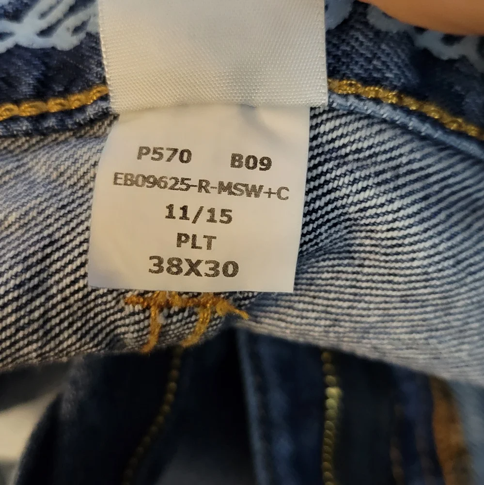 〽️(403) Eddie Bauer Jeans Size 38 X 30